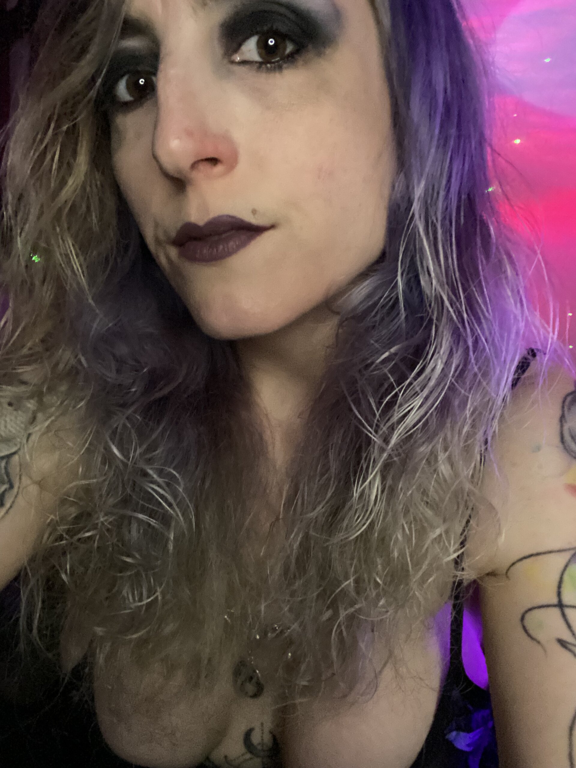 XXX Porn Photo of Nude ellenbluejay 8
