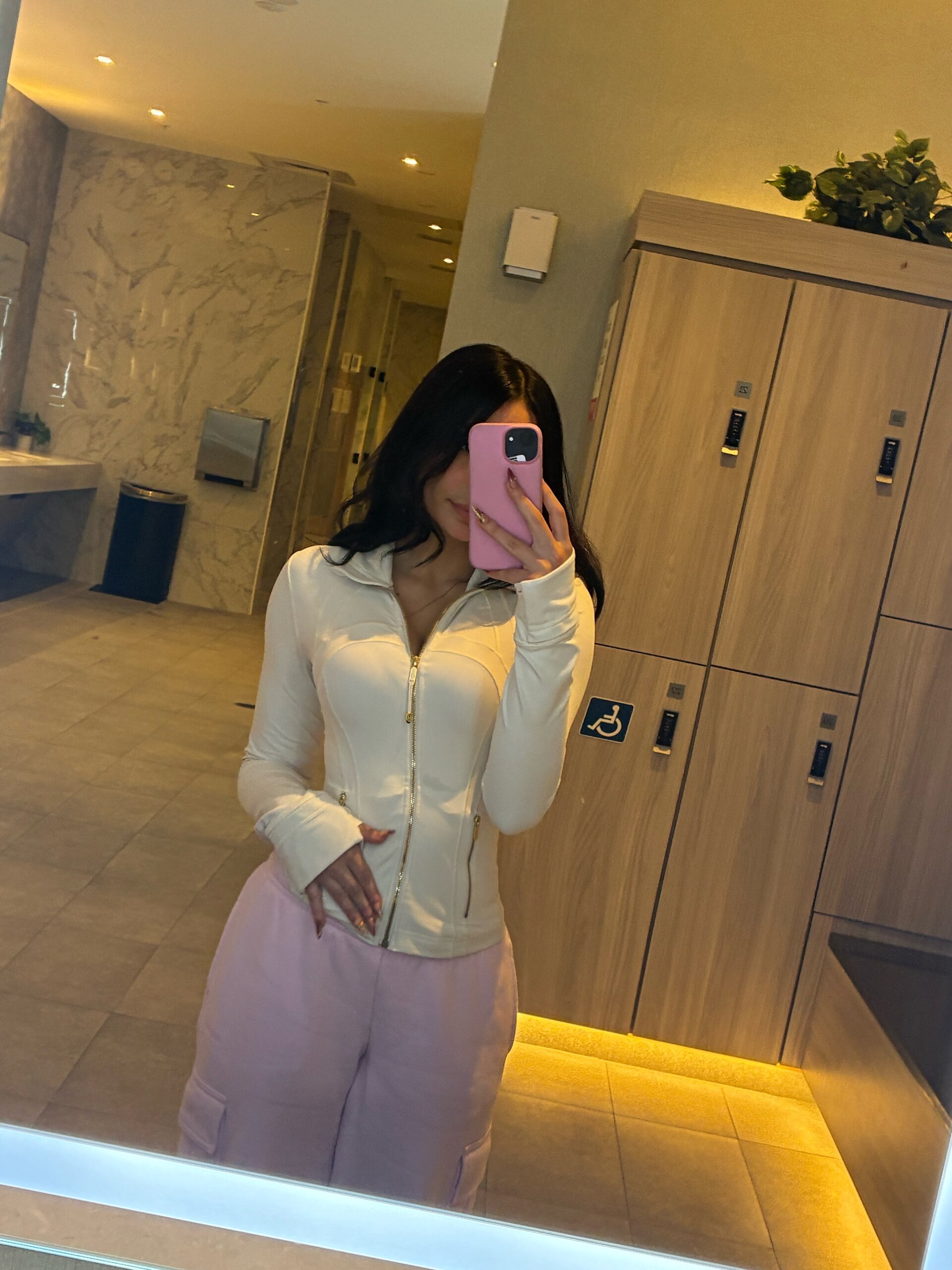 XXX Porn Photo of Nude ivybbyy_ 2