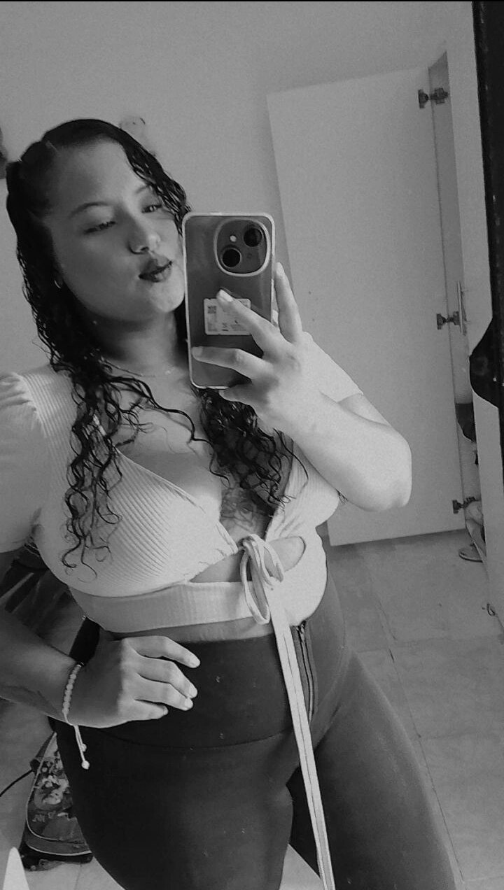 XXX Porn Photo of Nude TuTraviesa 12