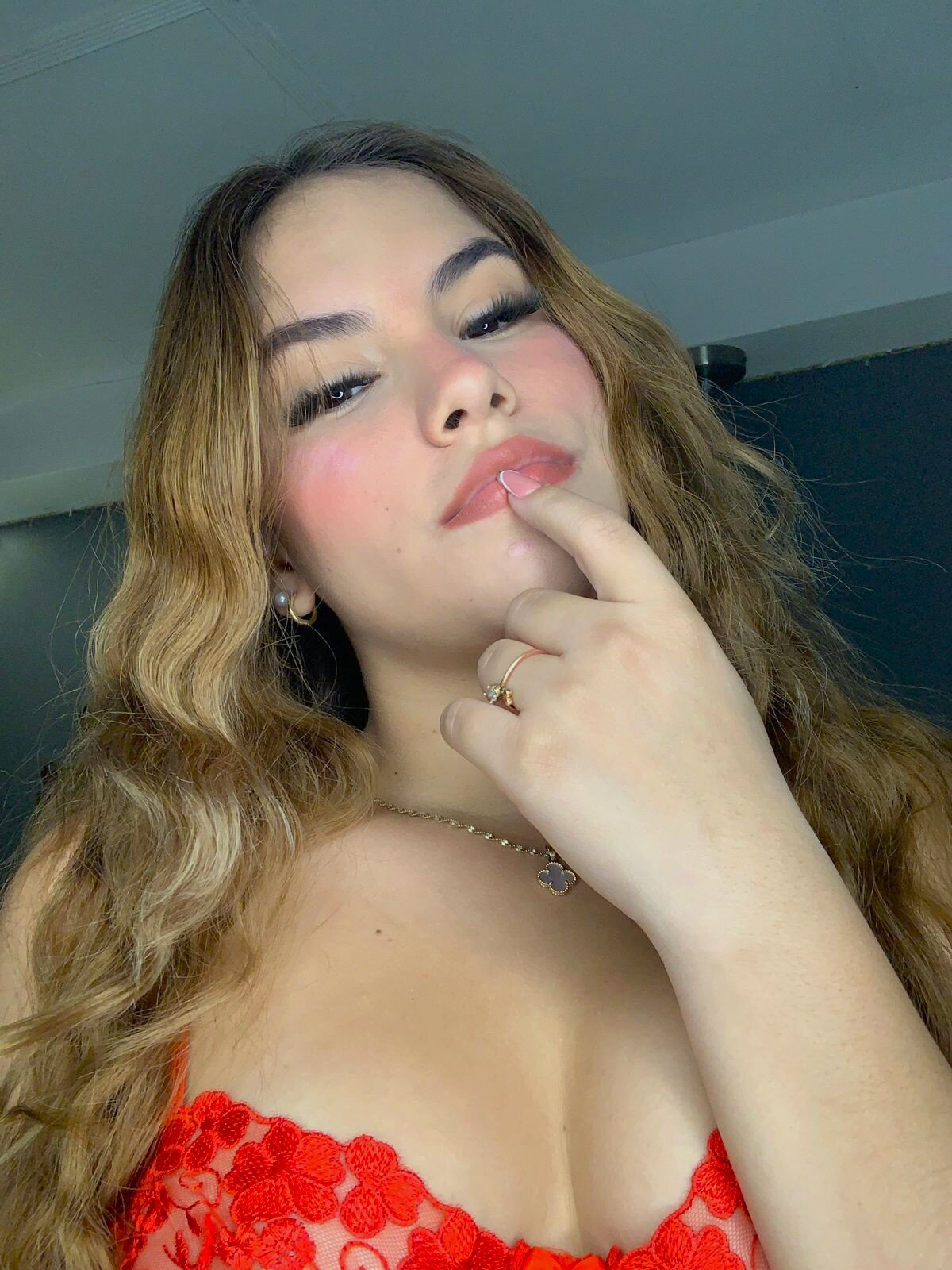 XXX Porn Photo of Nude MiiluRosse 15