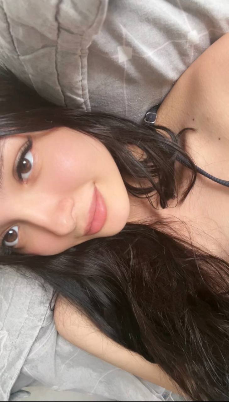 XXX Porn Photo of Nude LourieRinghouse 3