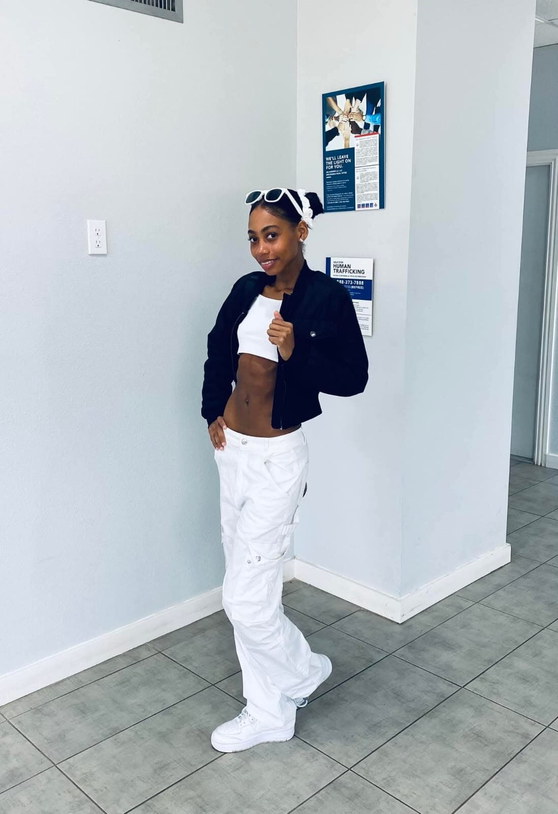 XXX Porn Photo of Nude charlot_imp 2