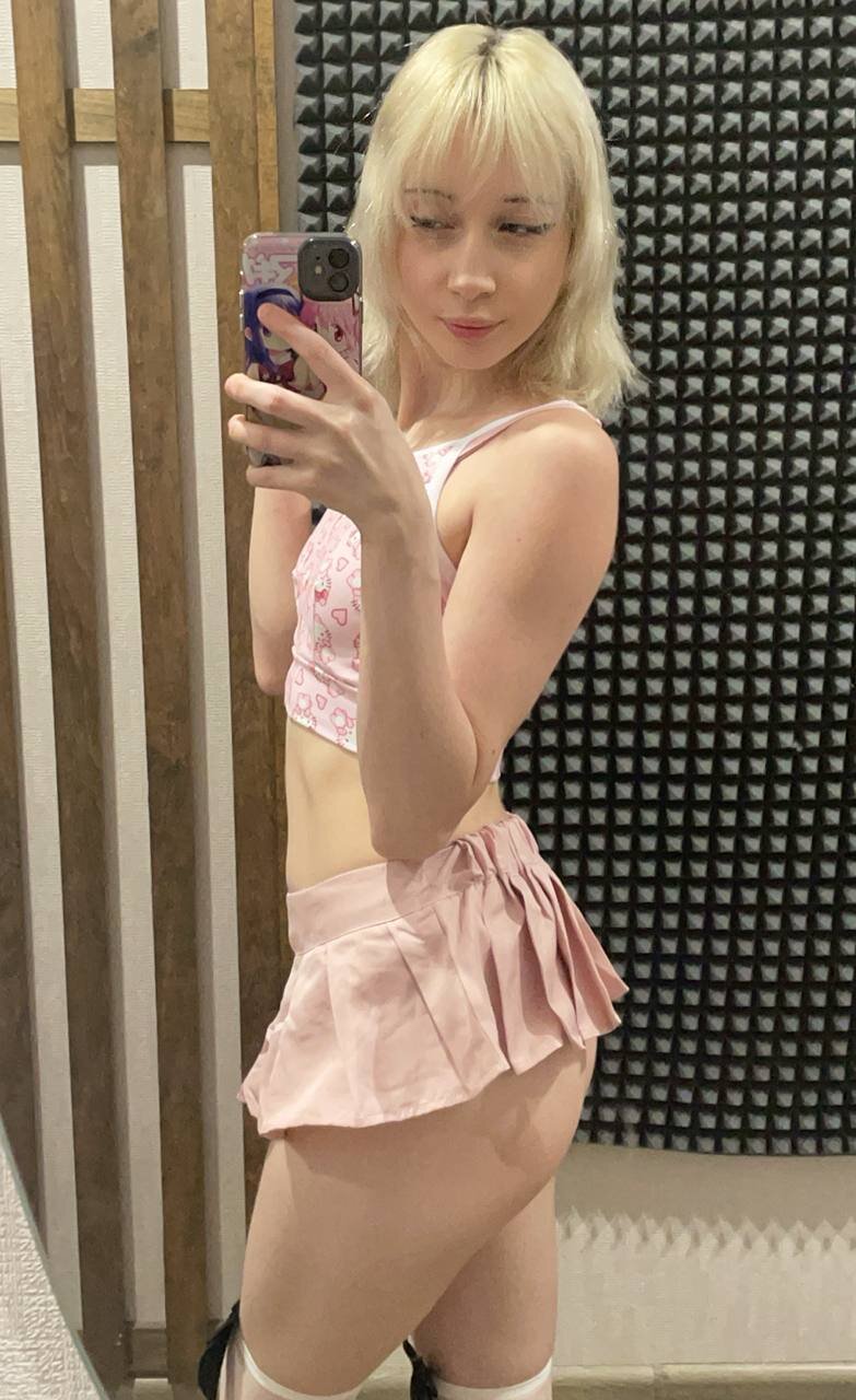 XXX Porn Photo of Nude Pinky_poetry 4