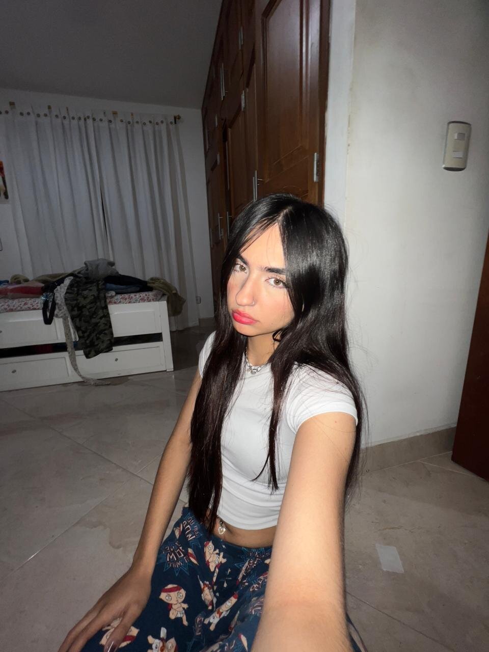 XXX Porn Photo of Nude valen_rendon 13