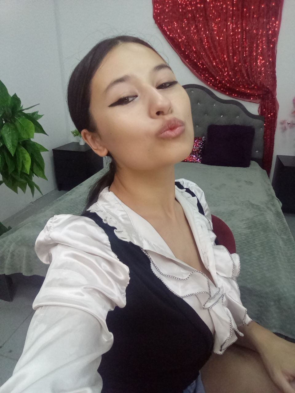 XXX Porn Photo of Nude AgathaJune1 5