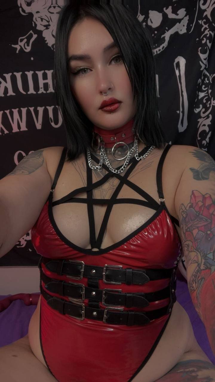 XXX Porn Photo of Nude Emmybrightj_666 4