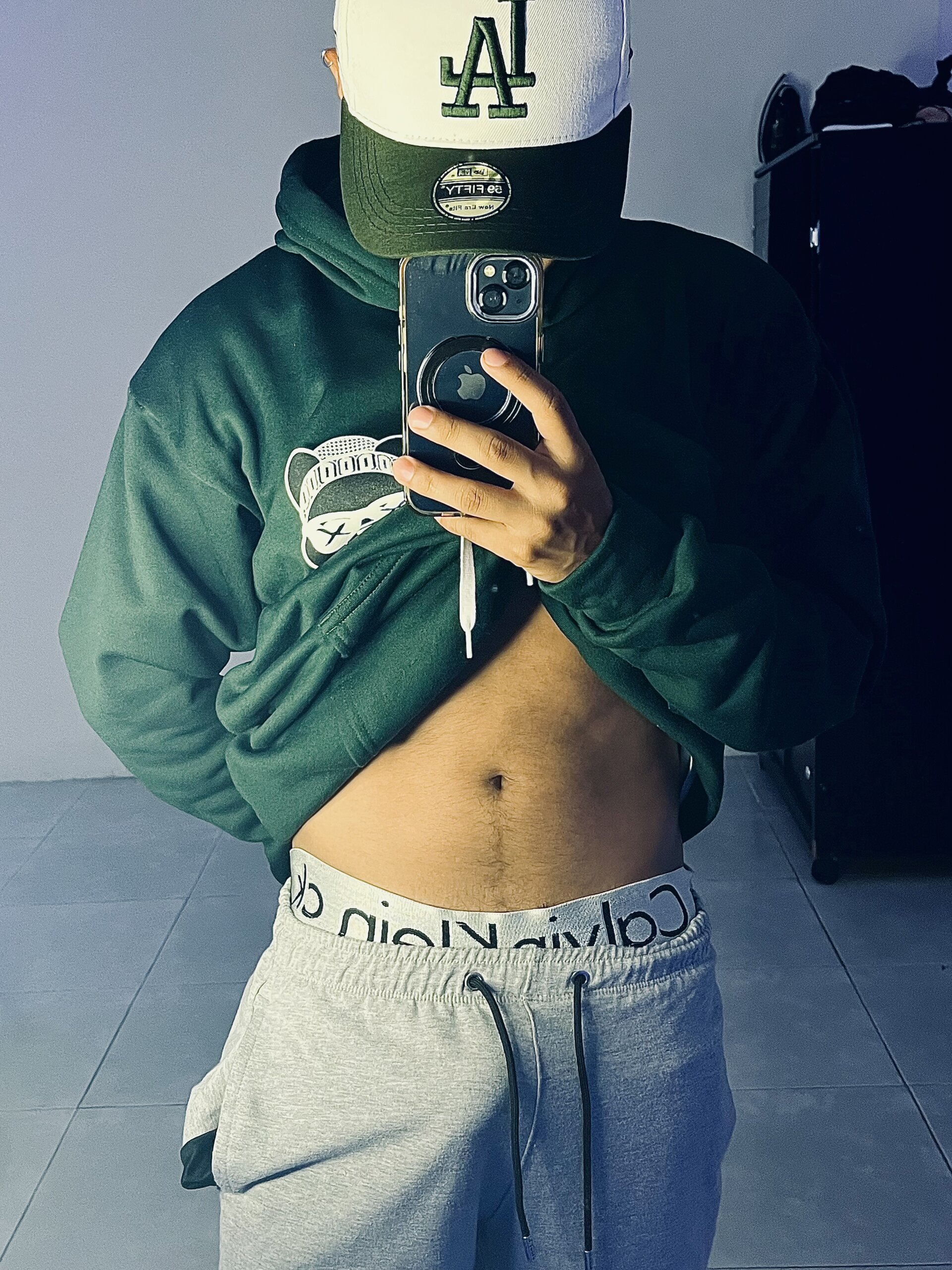 XXX Porn Photo of Nude EithanMontoya 1