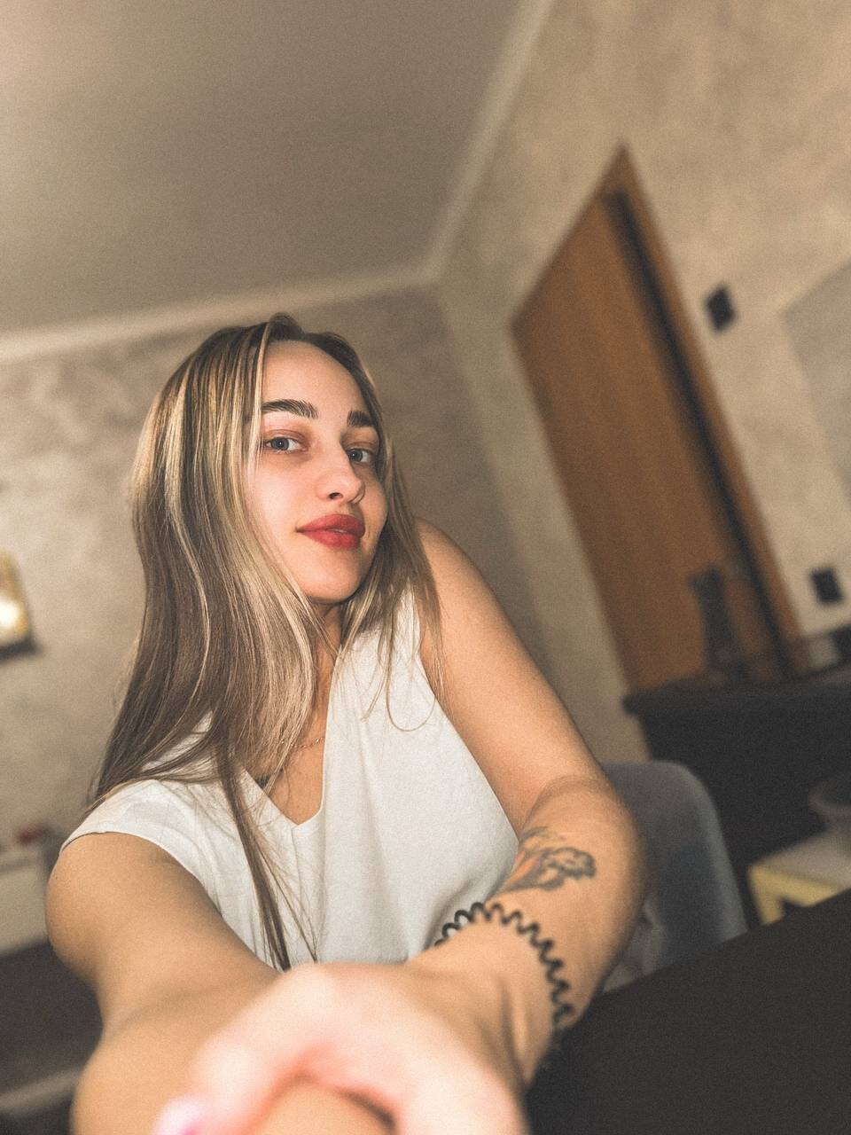 XXX Porn Photo of Nude SarahAmour_ 3