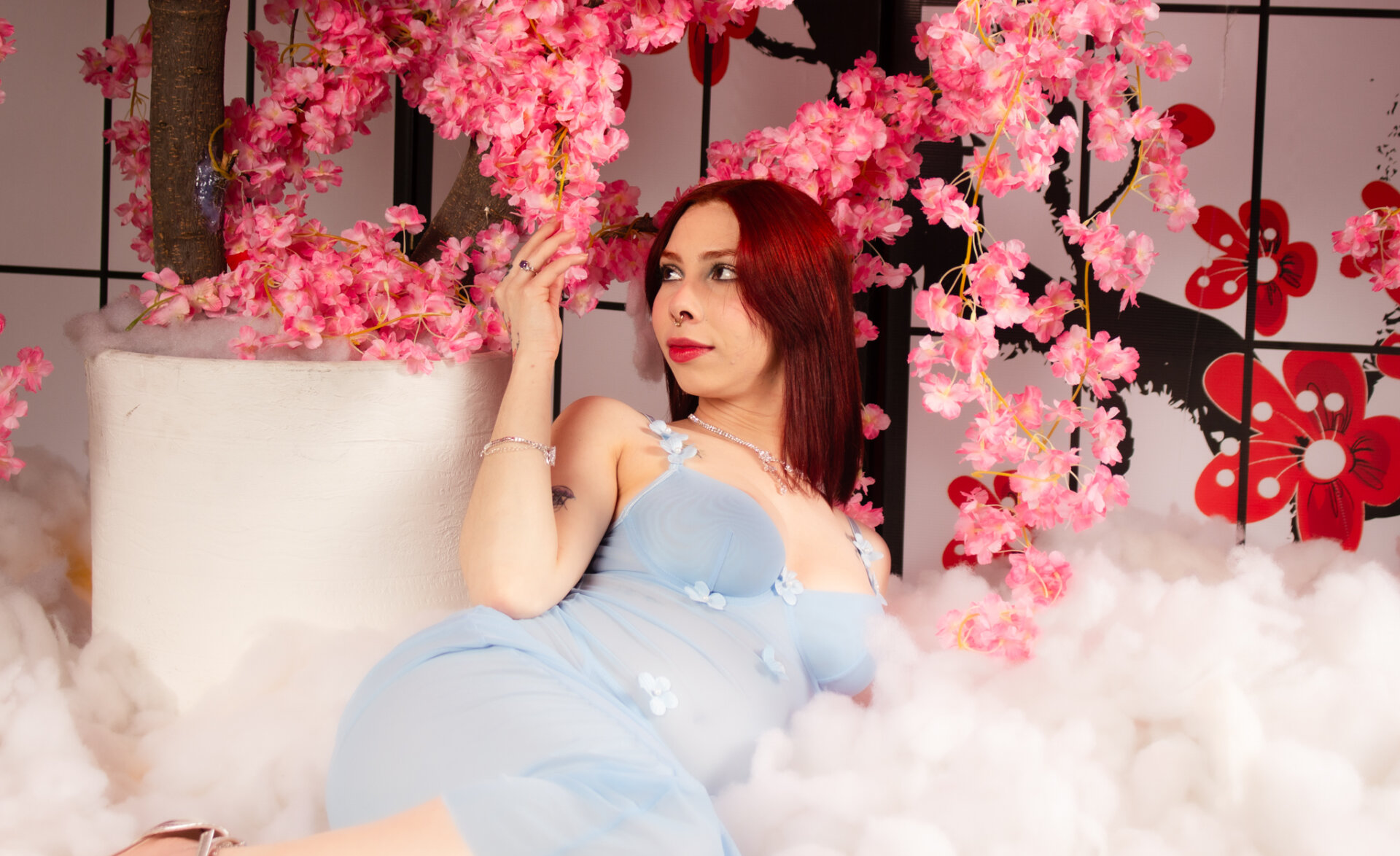 XXX Porn Photo of Nude laura_olssen 215