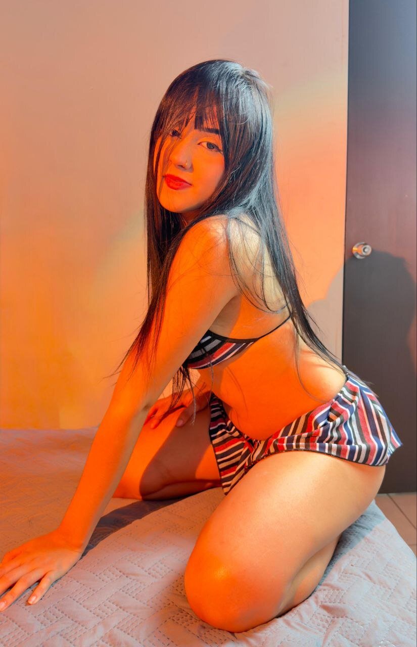XXX Porn Photo of Nude Charlotte_Bennett 2