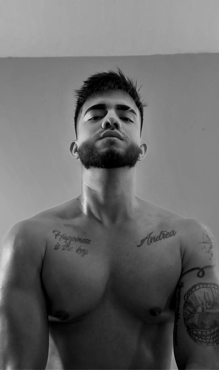 XXX Porn Photo of Nude King_Draven3 11