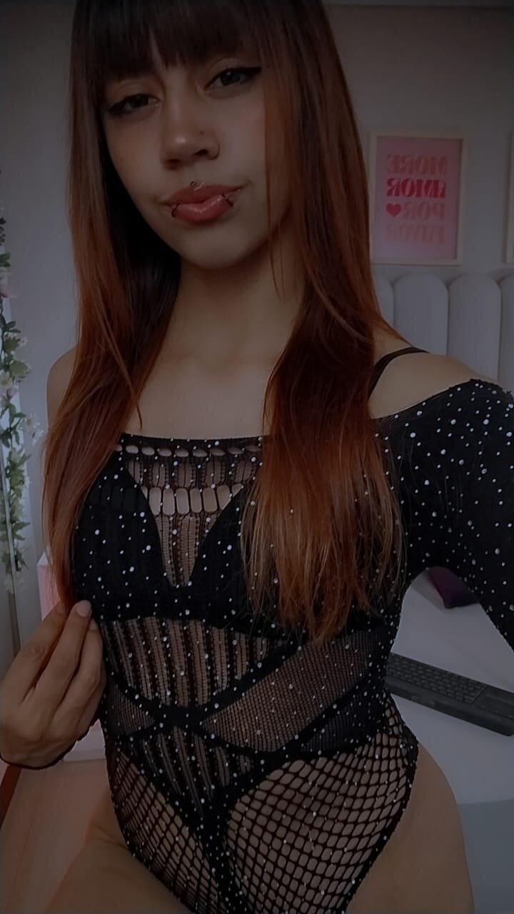 XXX Porn Photo of Nude Isabella__gonzalez_ 1