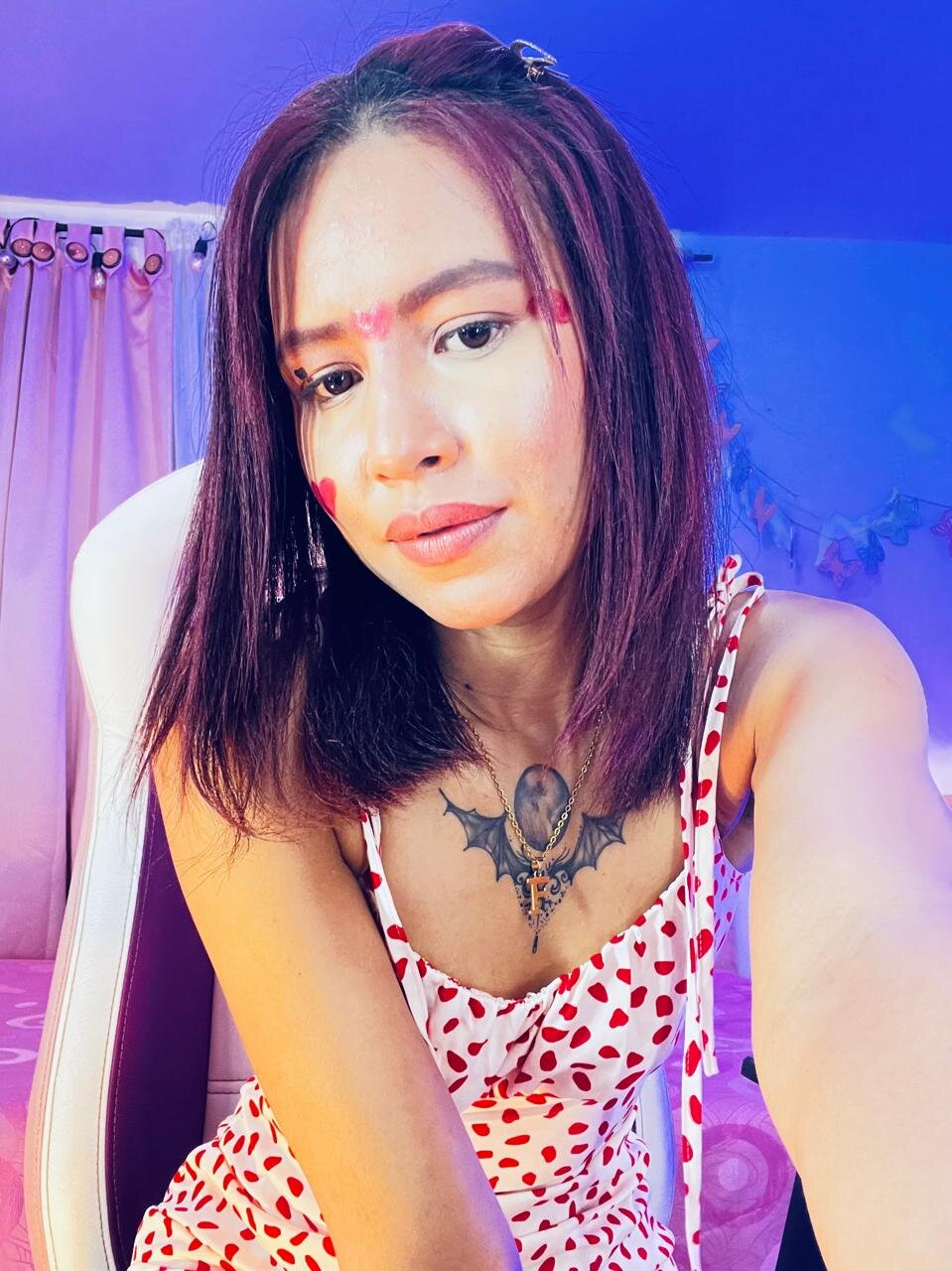 XXX Porn Photo of Nude Keitty_fox27 22