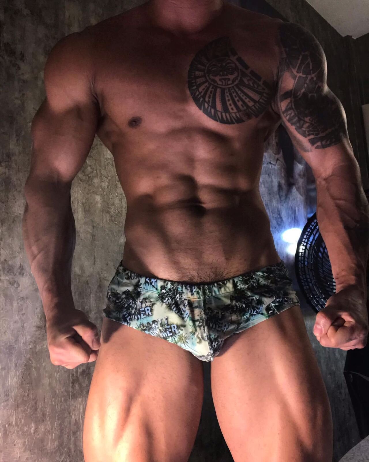 XXX Porn Photo of Nude Owenferrara 14