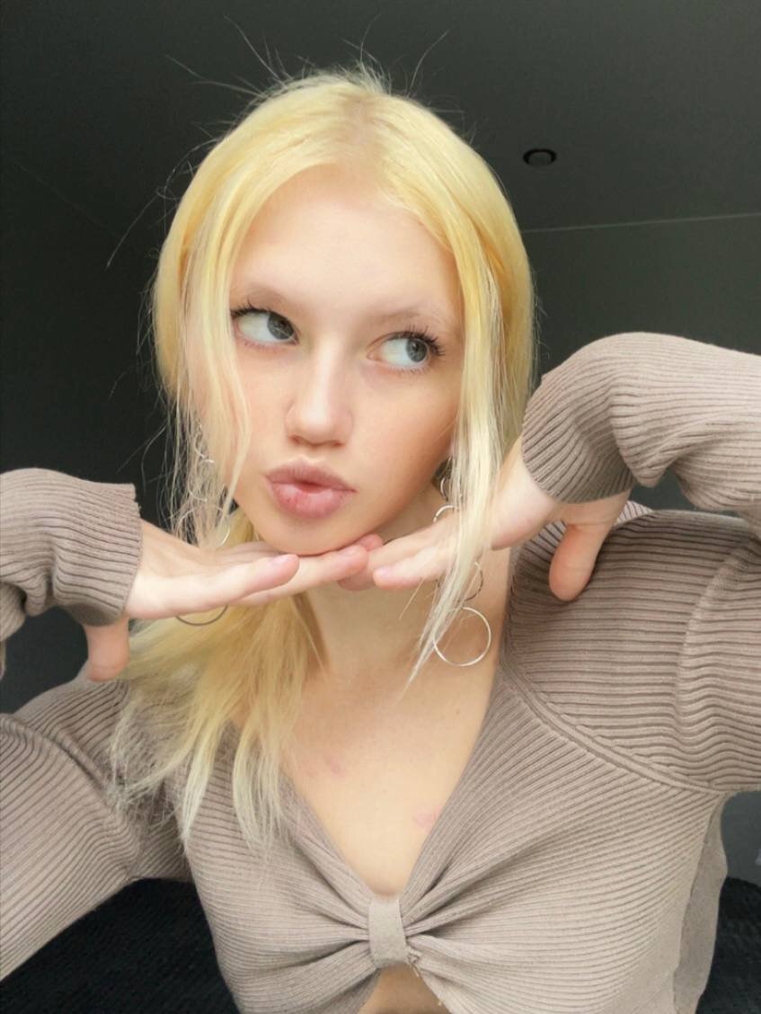 XXX Porn Photo of Nude CherrySodaa 4