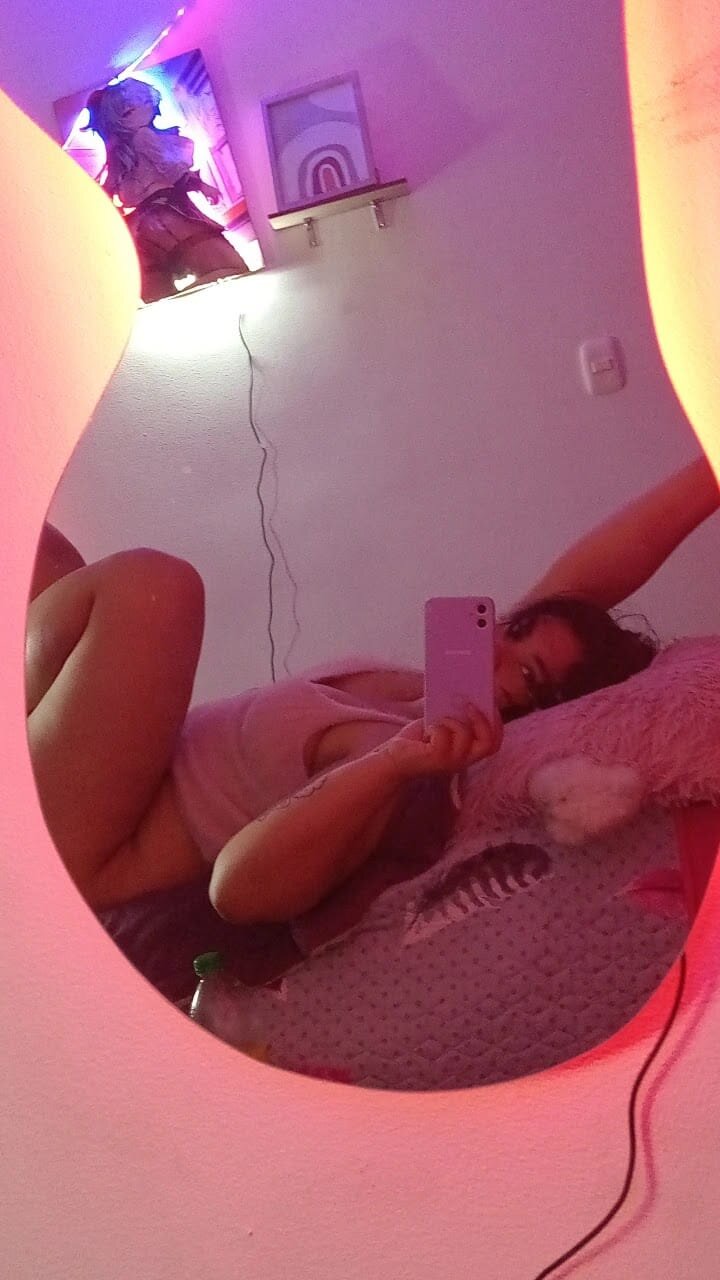 XXX Porn Photo of Nude deliaquafurr1 4