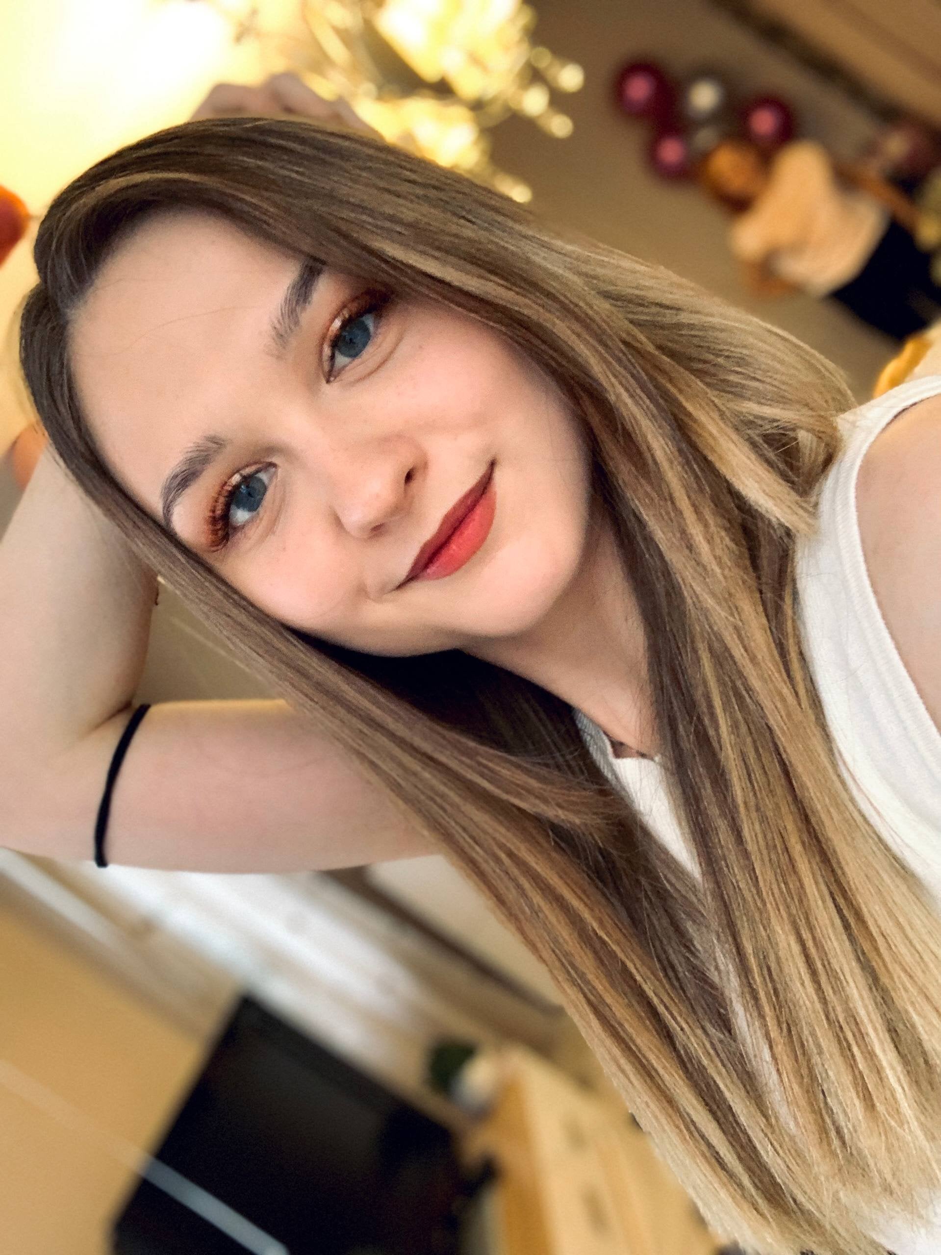 XXX Porn Photo of Nude Smoke_mama 1