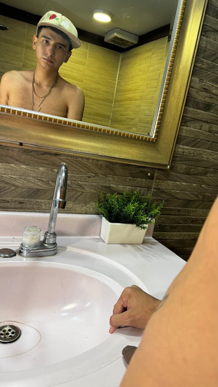 XXX Porn Photo of Nude Alan_Rieff 6