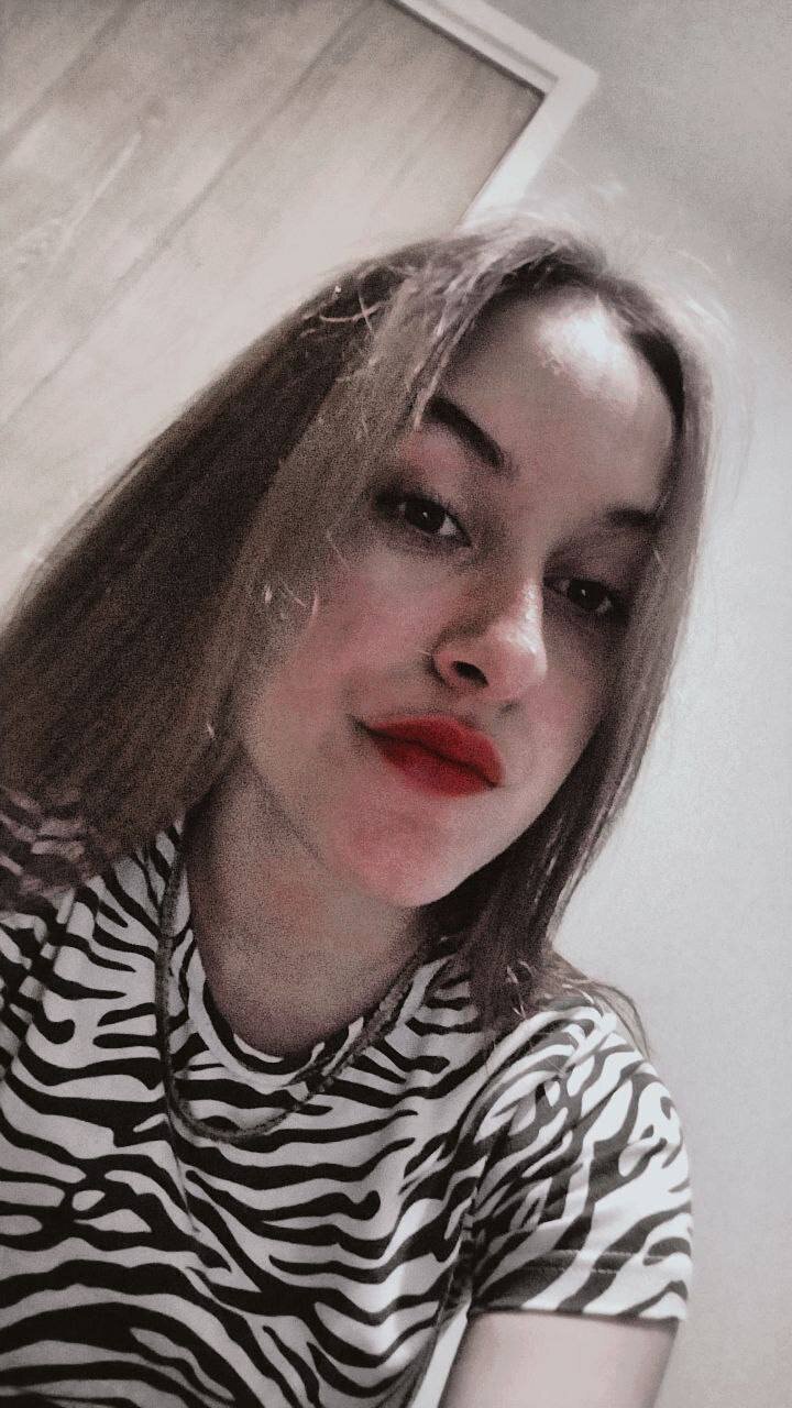 XXX Porn Photo of Nude MarcelinaMei 18