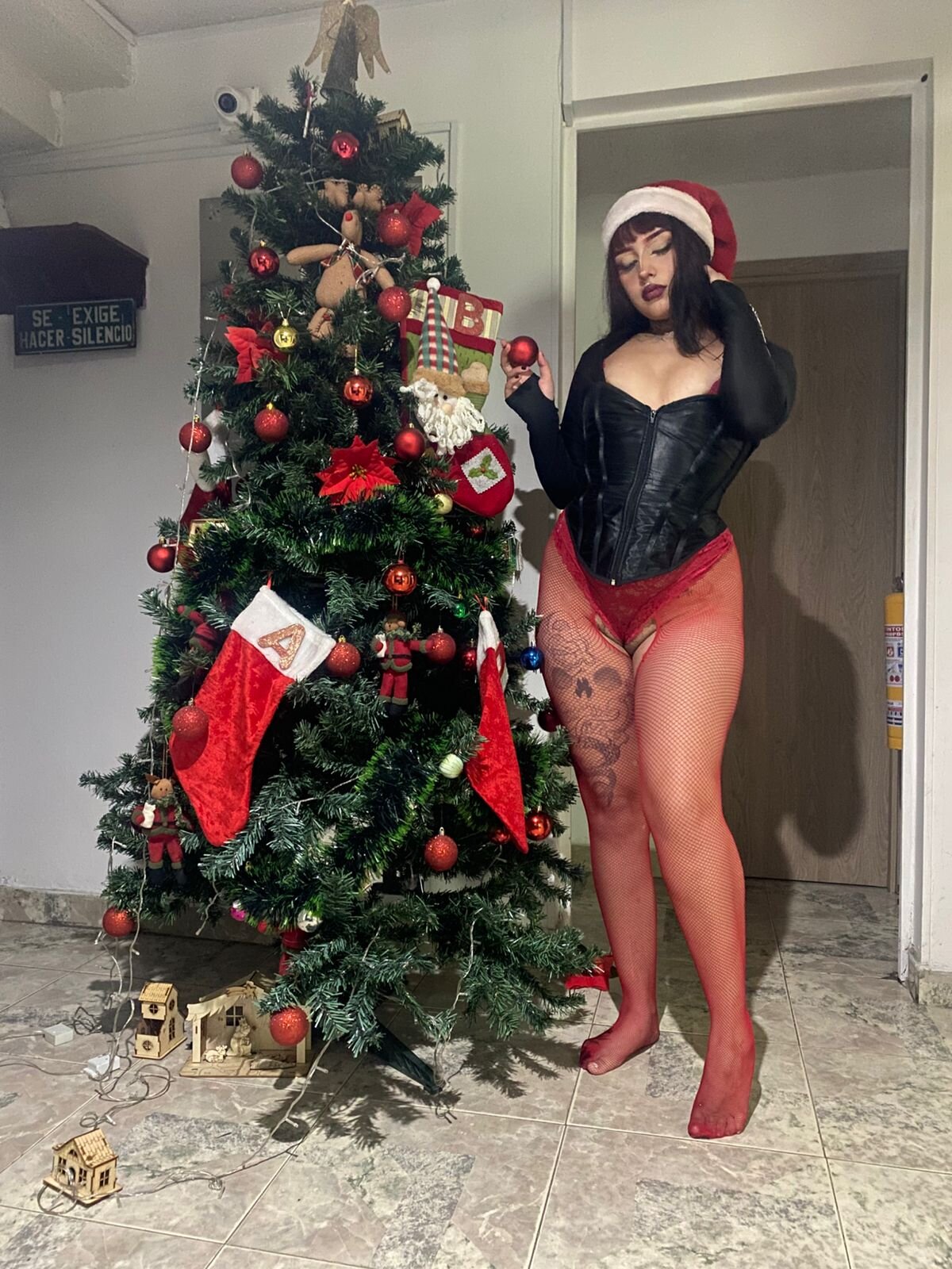 XXX Porn Photo of Nude akoradia_mondcm 11