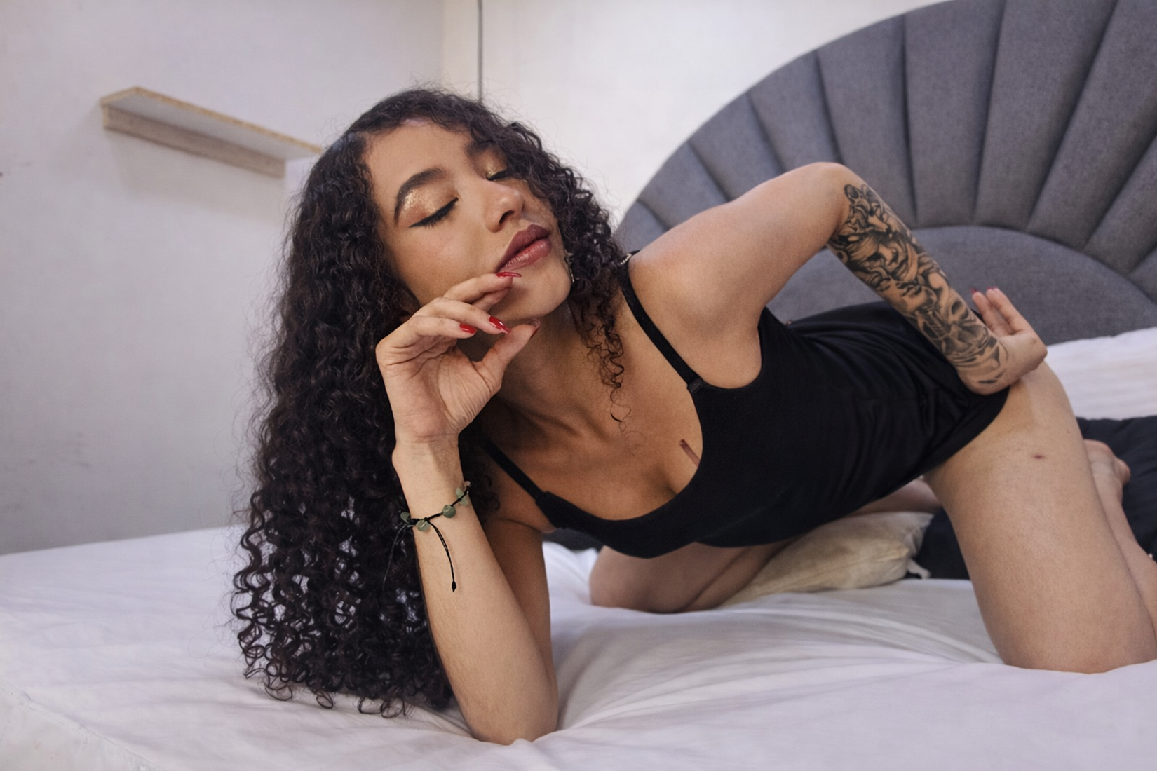 XXX Porn Photo of Nude BellaVelvets 6
