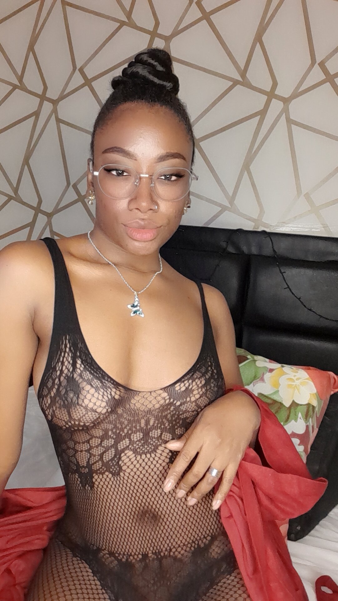 XXX Porn Photo of Nude DarkHoneyy 1