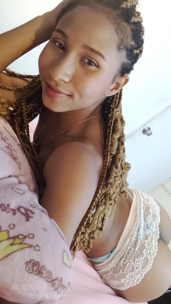 XXX Porn Photo of Nude salome_willianss 3