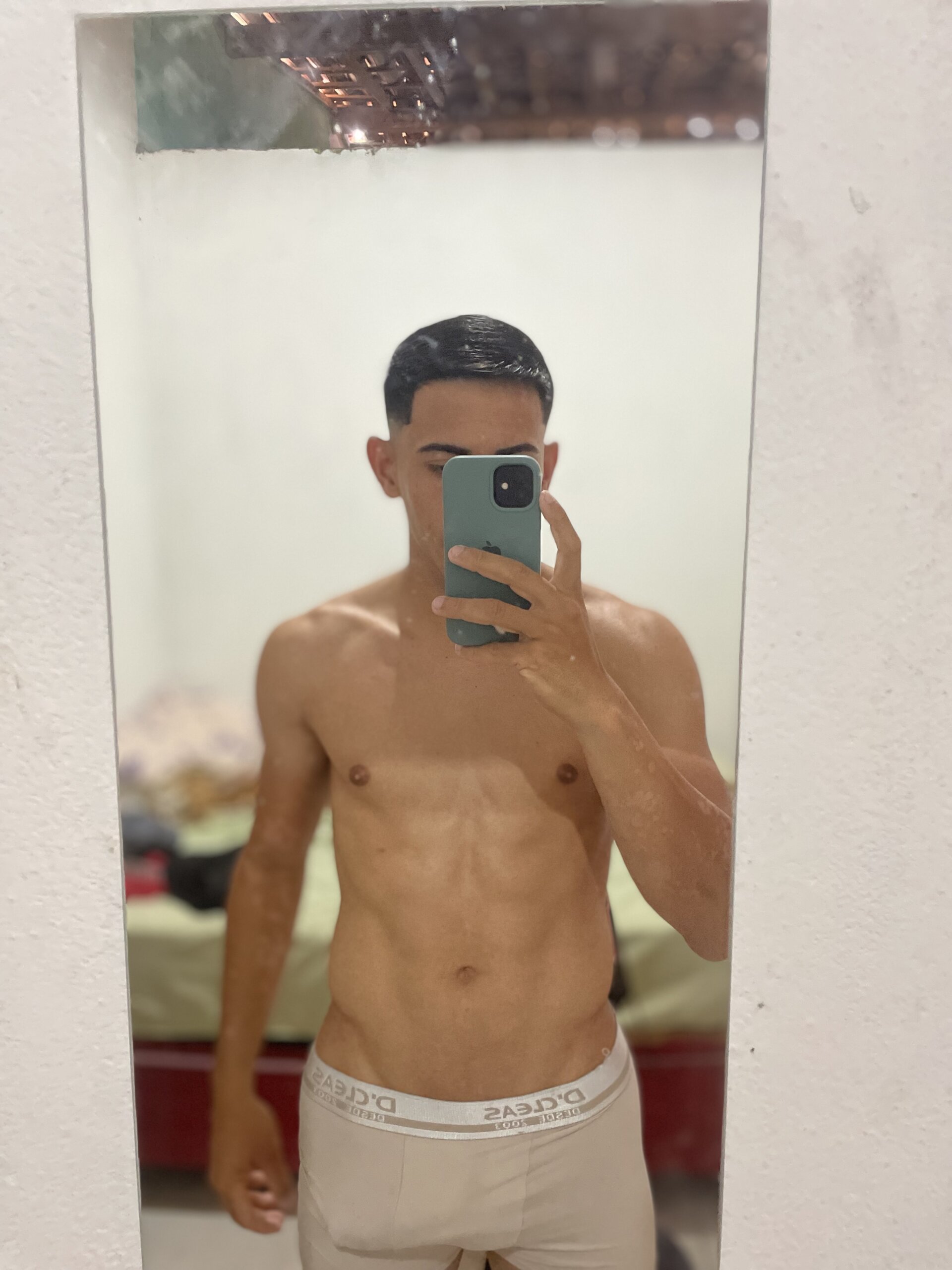 XXX Porn Photo of Nude wesley2118 3