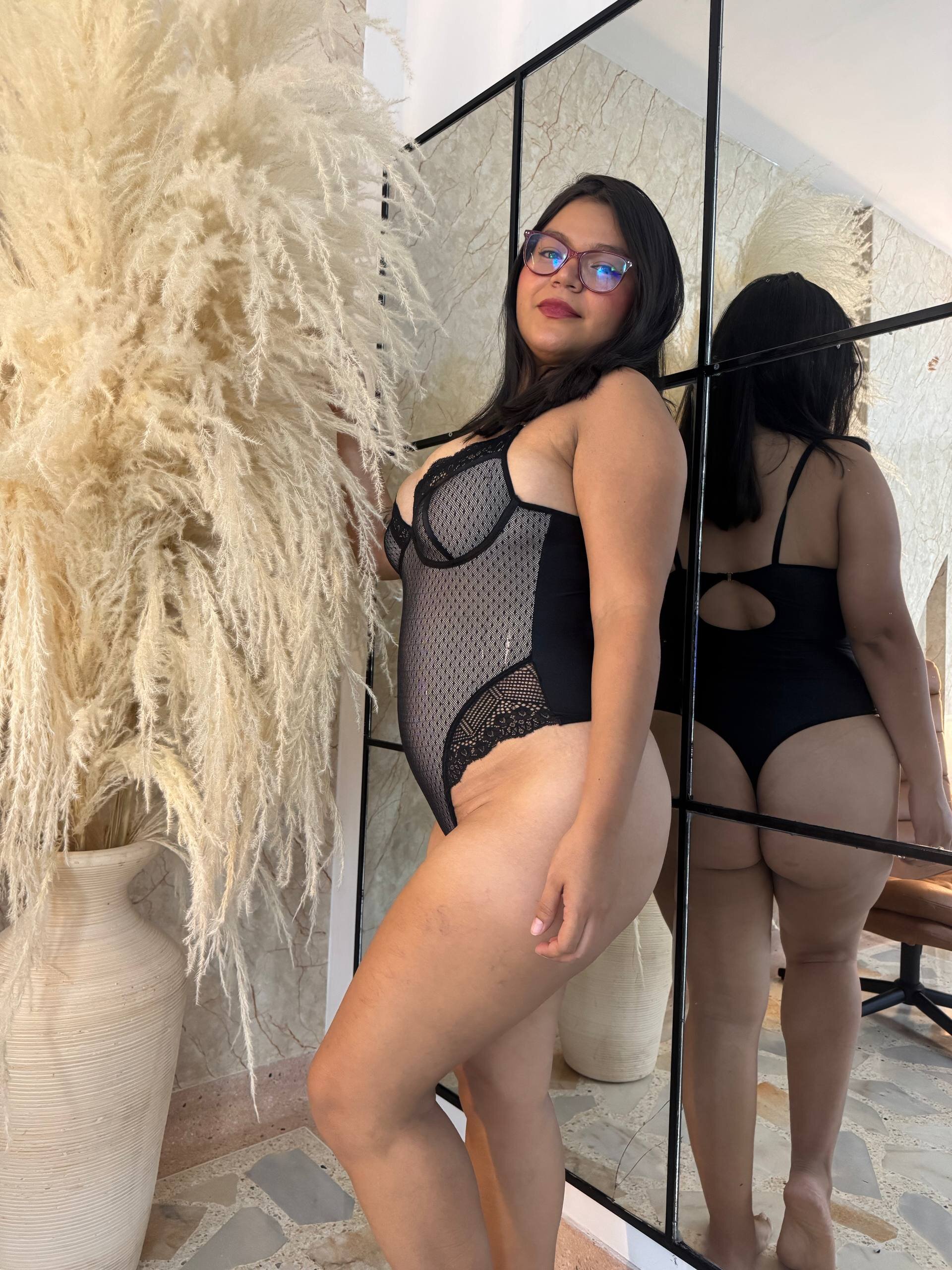 XXX Porn Photo of Nude LauraCutte 1