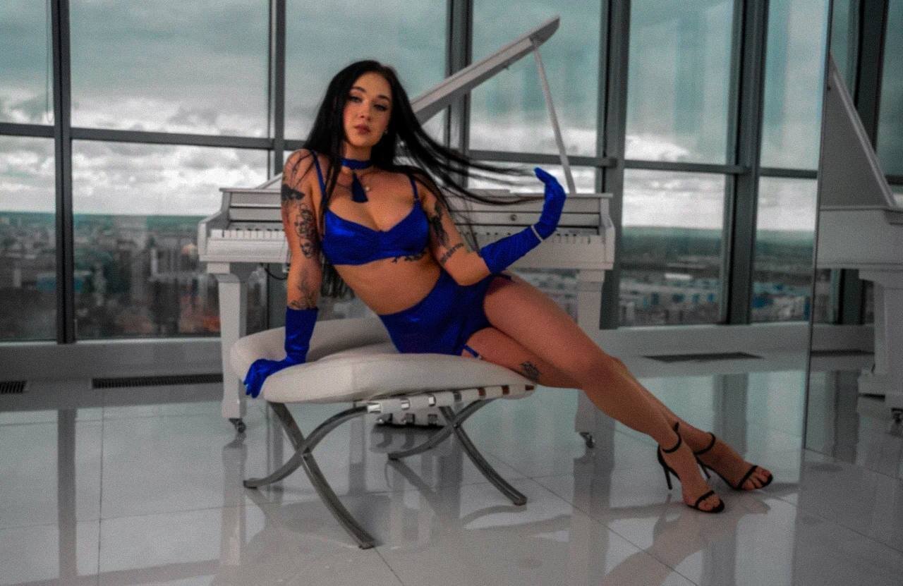 XXX Porn Photo of Nude lumiluu 12
