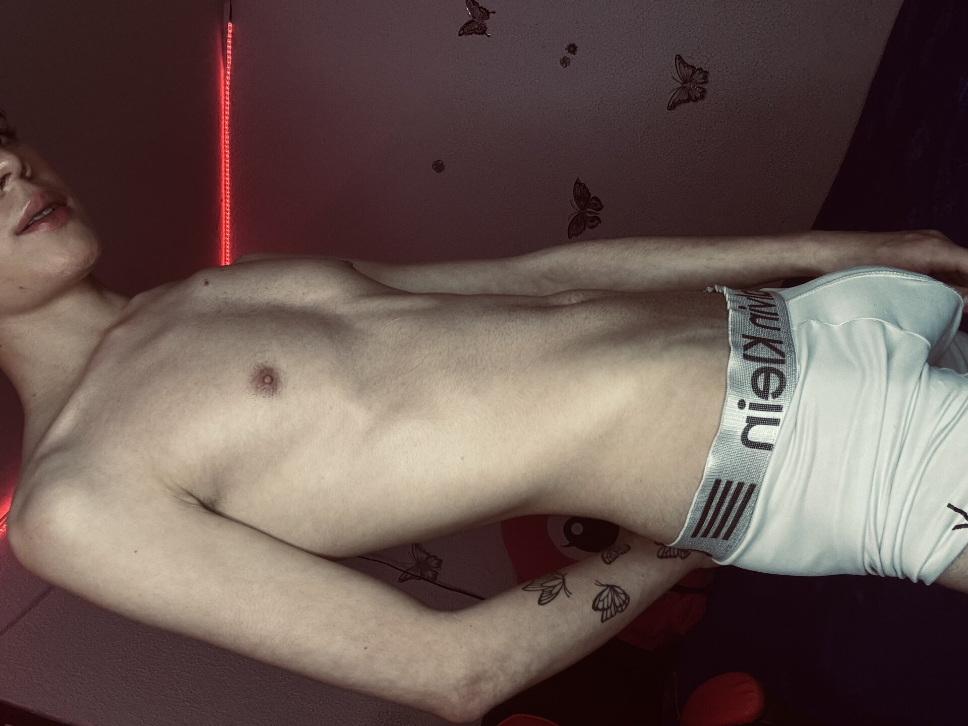 XXX Porn Photo of Nude andrew_ixz 6
