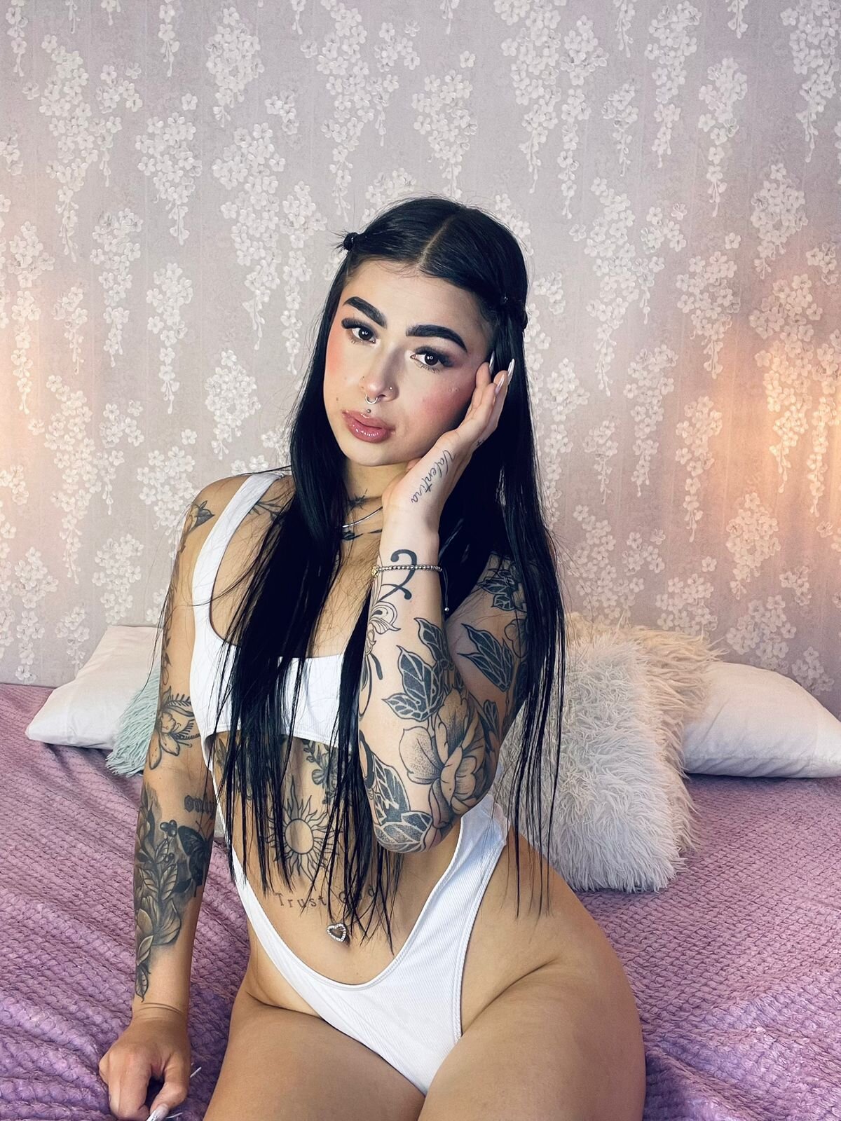 XXX Porn Photo of Nude skailyn_angels 30