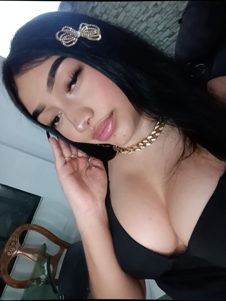 XXX Porn Photo of Nude Georgia_Pink 2