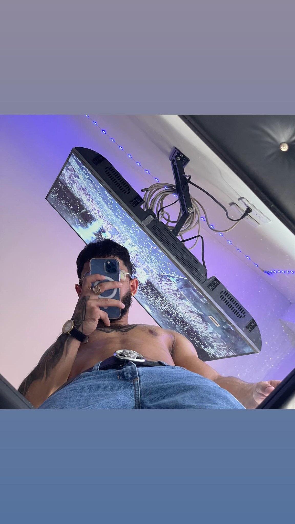 XXX Porn Photo of Nude Kylian_Alessandro 14