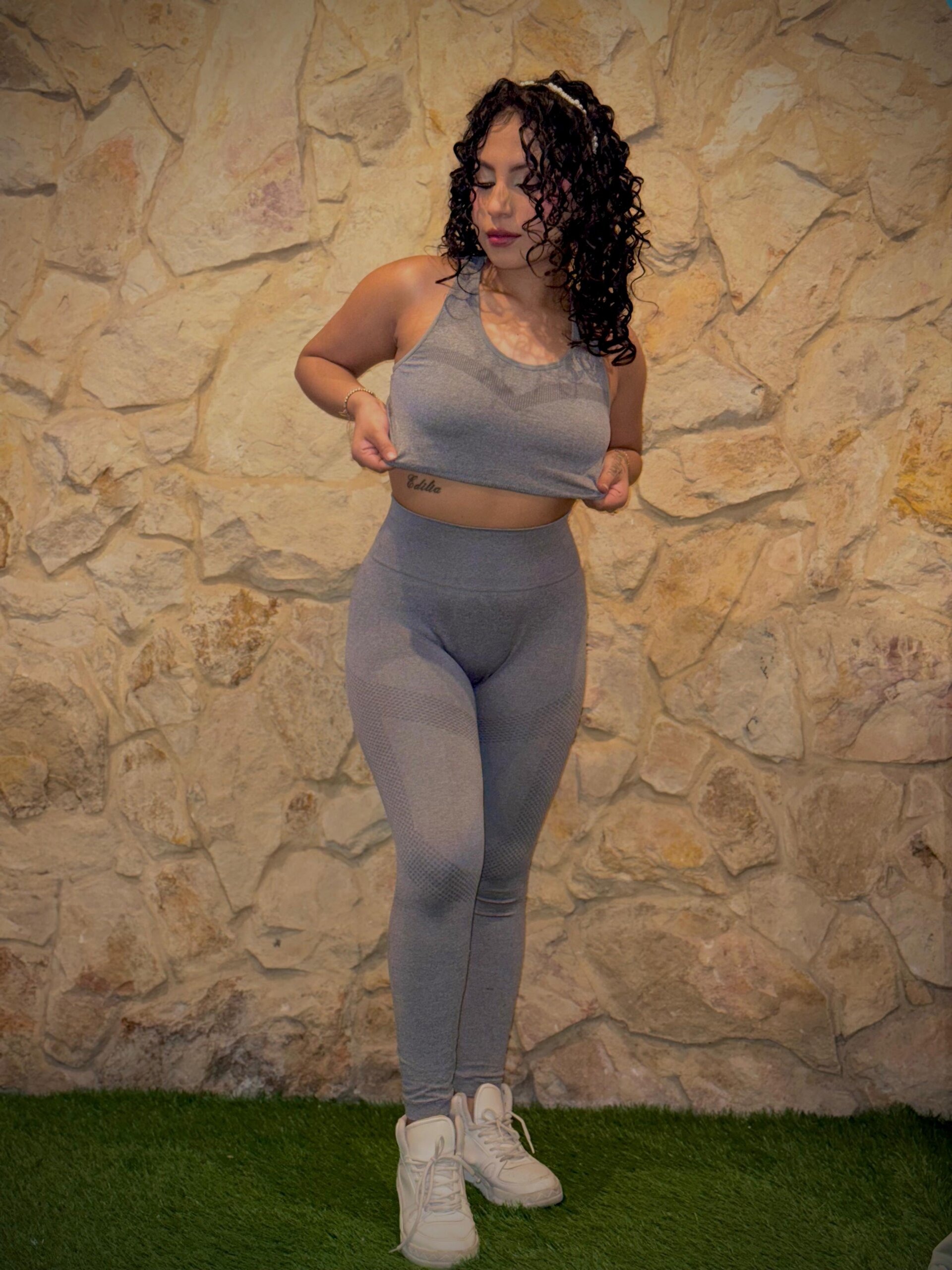XXX Porn Photo of Nude hannah_thomson_ 13