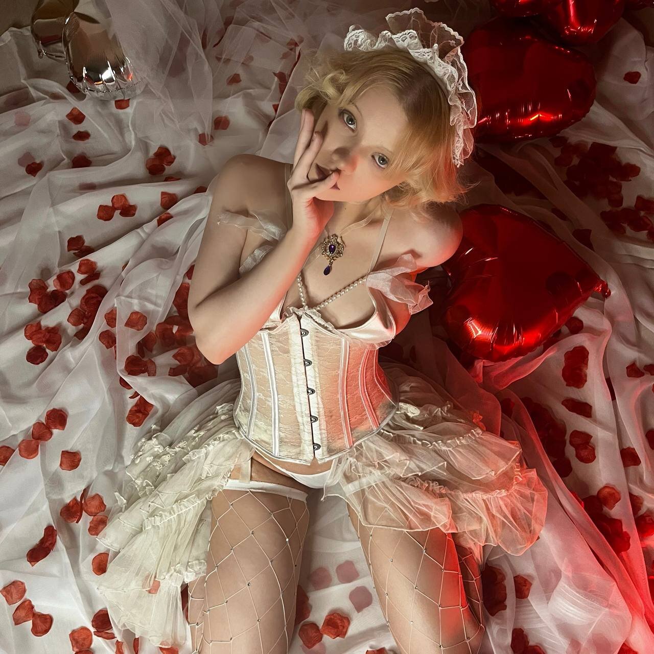 XXX Porn Photo of Nude Emily_relish 32