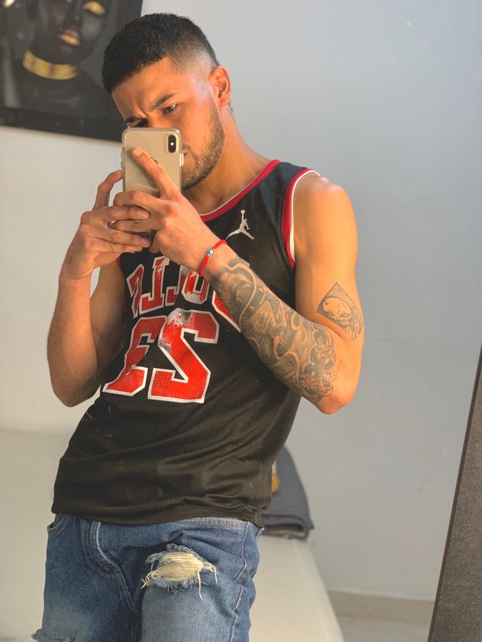 XXX Porn Photo of Nude evil_boys_77 10