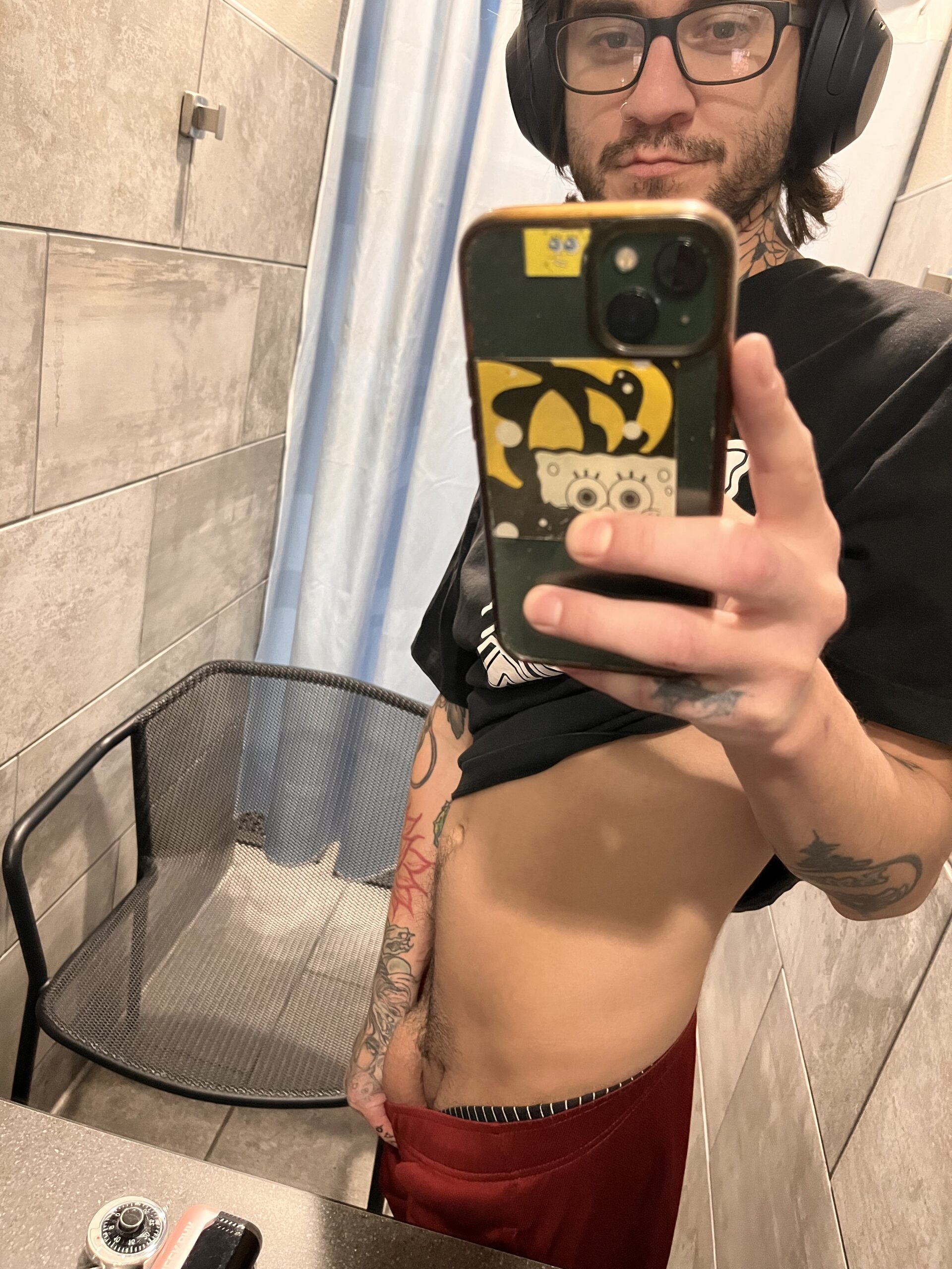 XXX Porn Photo of Nude MonnDragon666 30