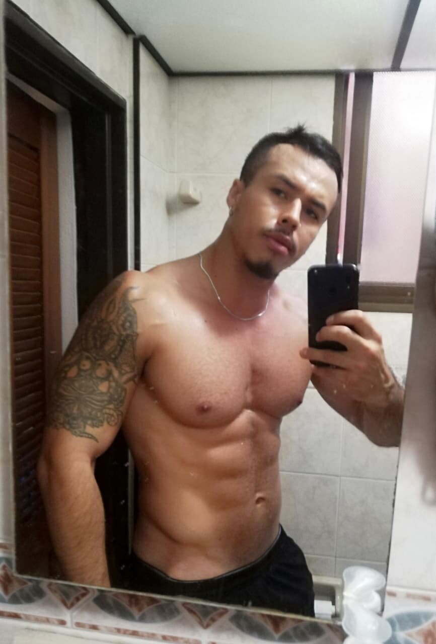 XXX Porn Photo of Nude Rurik_Jones 6