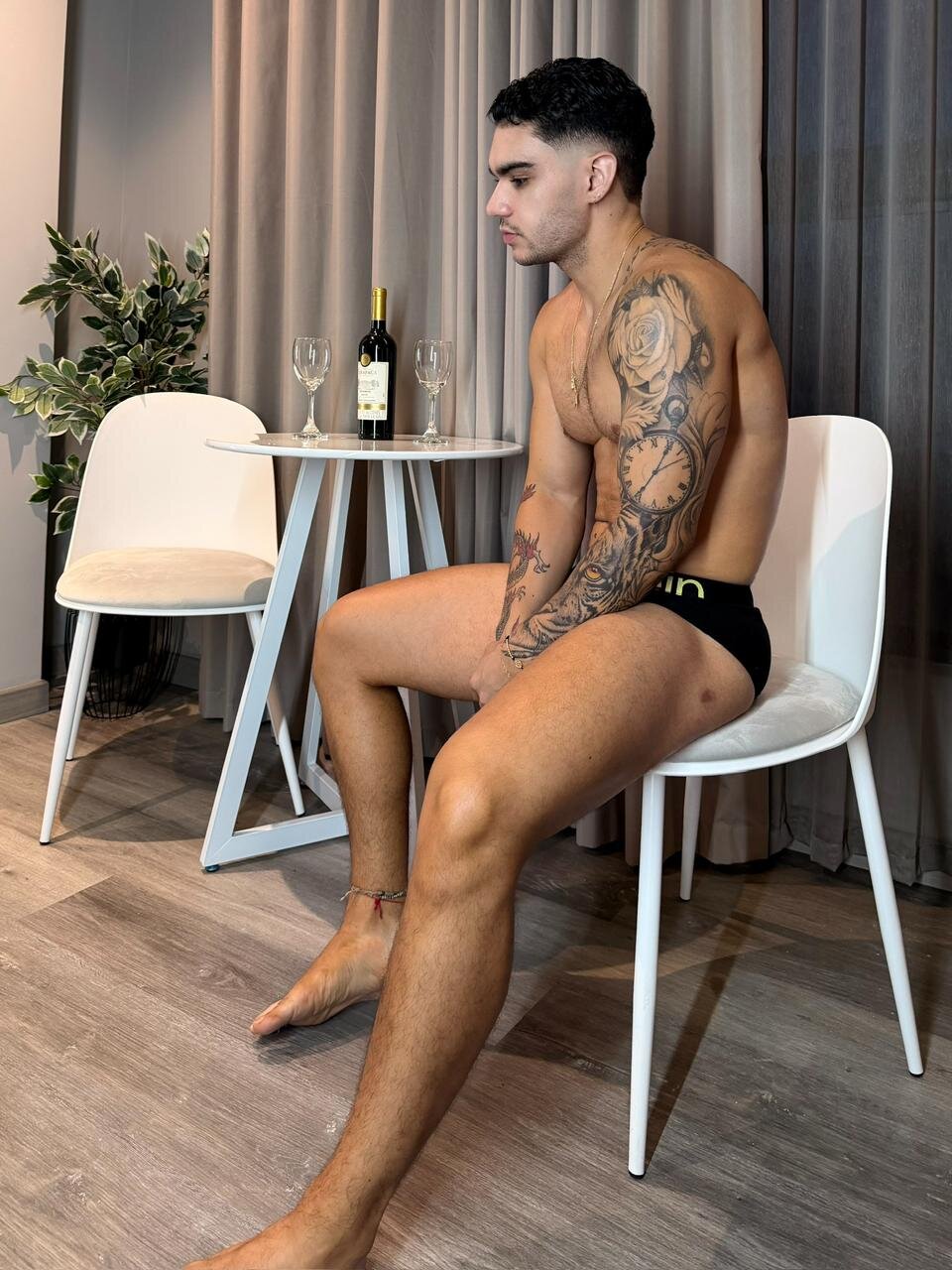XXX Porn Photo of Nude itswolfine 1