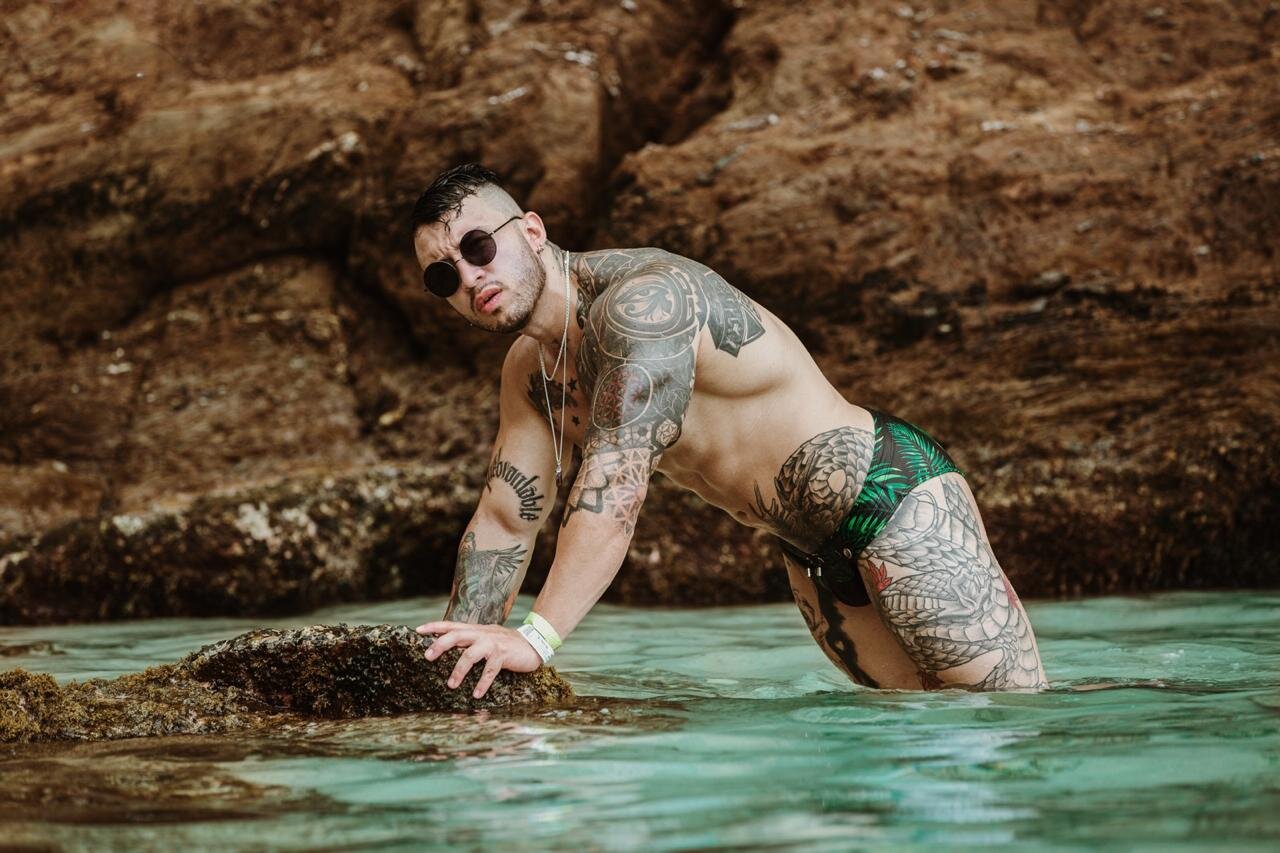 XXX Porn Photo of Nude Dave-Max01 4