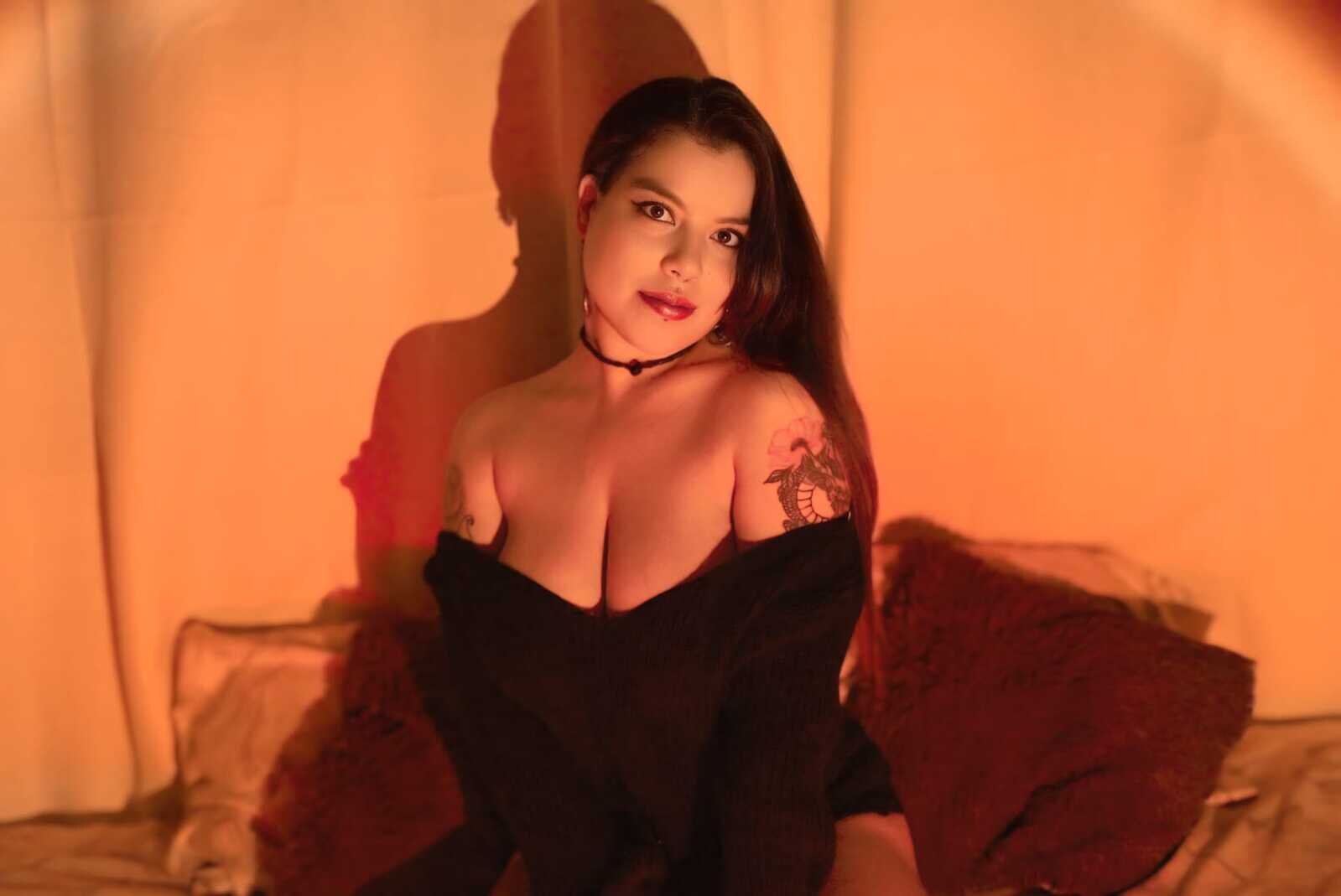 XXX Porn Photo of Nude LillithRoses_ 2