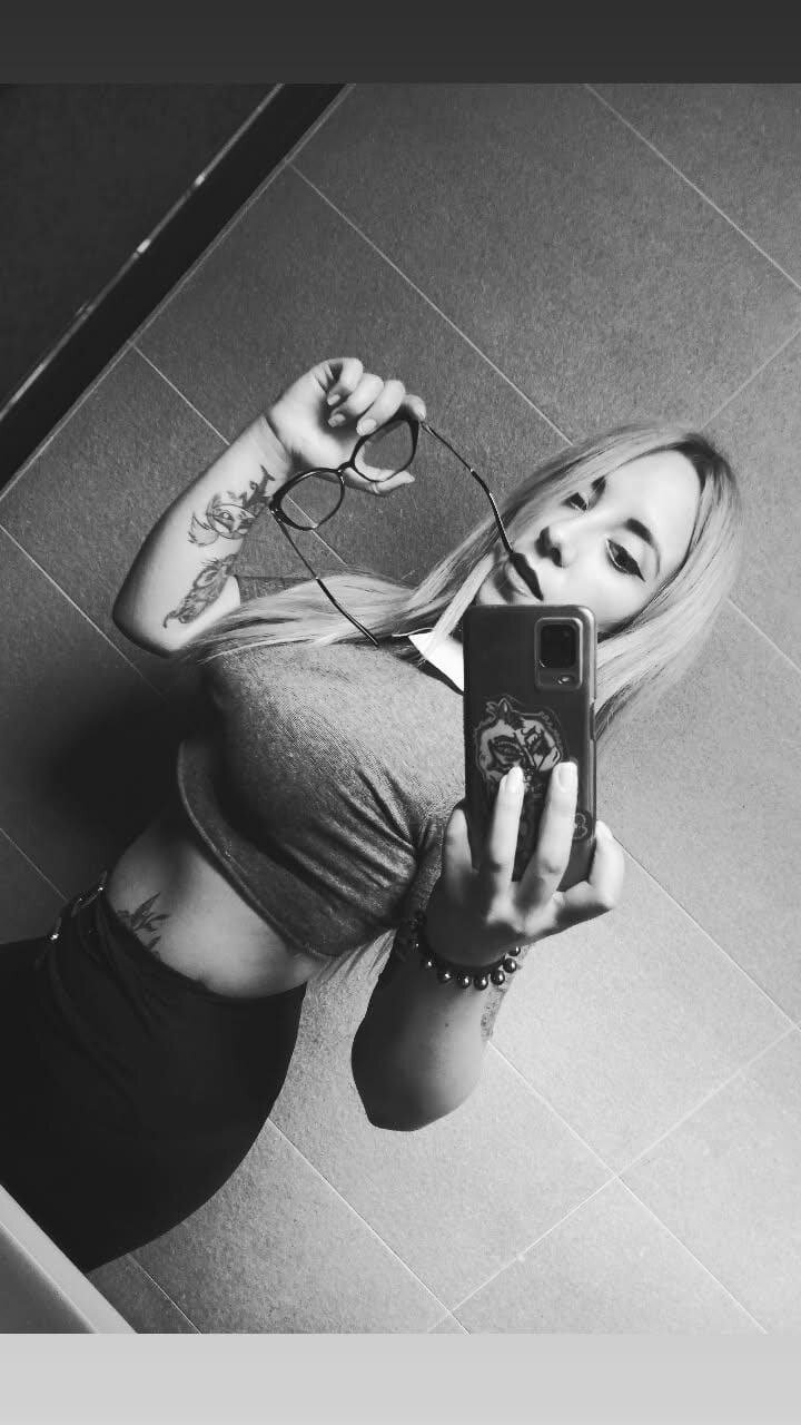 XXX Porn Photo of Nude Madison_Flower 3