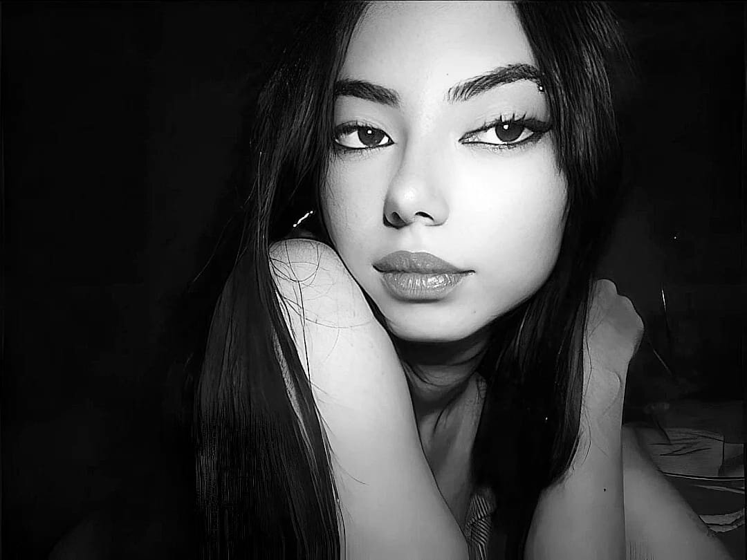 XXX Porn Photo of Nude Sapphire_pink 6