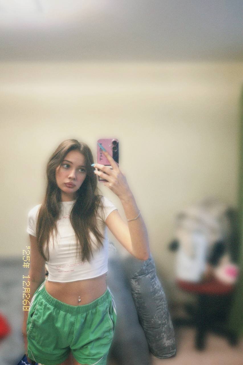 XXX Porn Photo of Nude ShaeHeeter 15