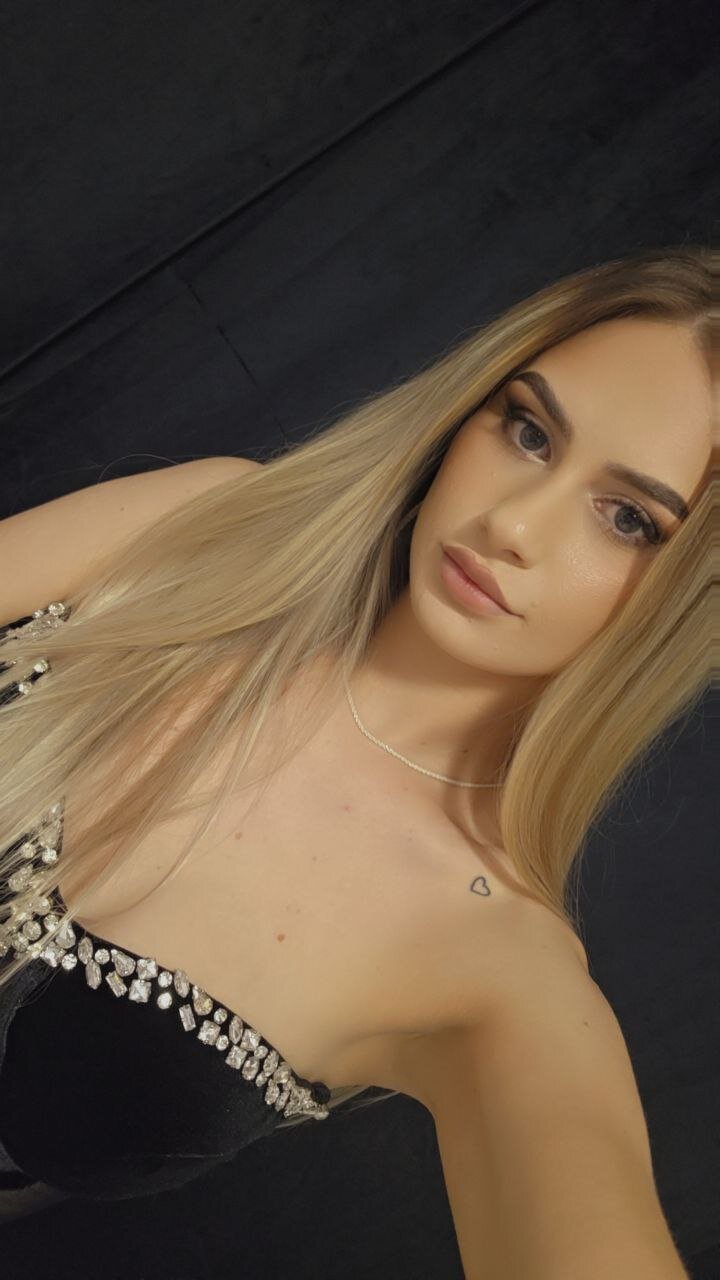 XXX Porn Photo of Nude LilithBabe 1