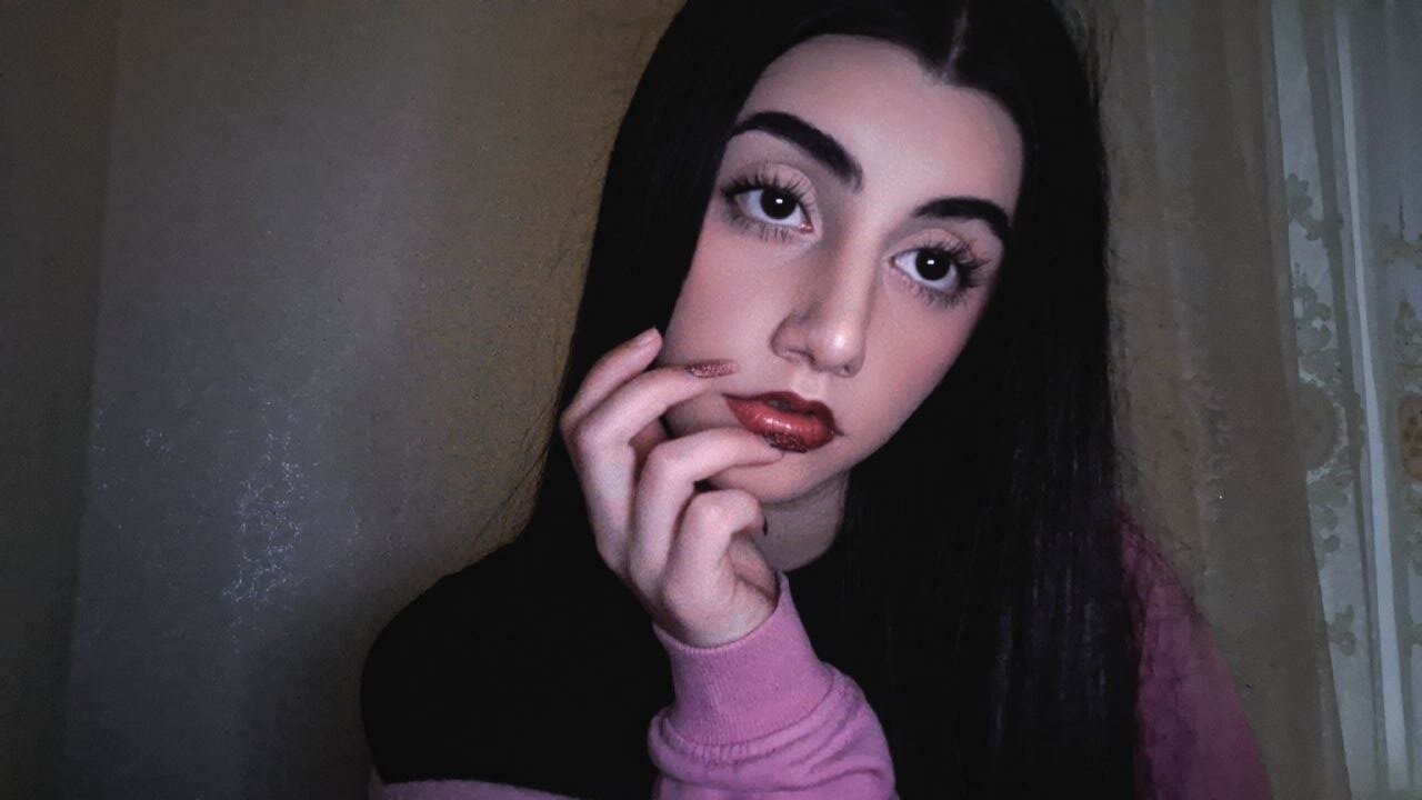 XXX Porn Photo of Nude MelanieMooor 14
