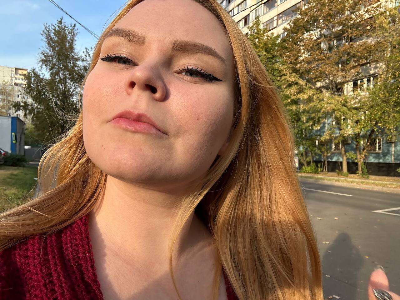 XXX Porn Photo of Nude blushing_star 3