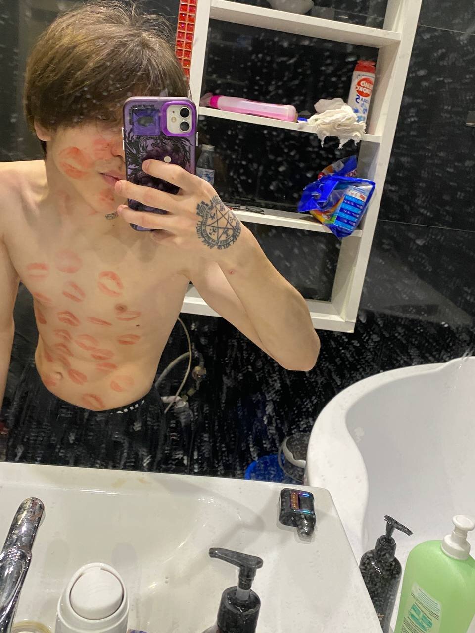 XXX Porn Photo of Nude a_s_m__ 7