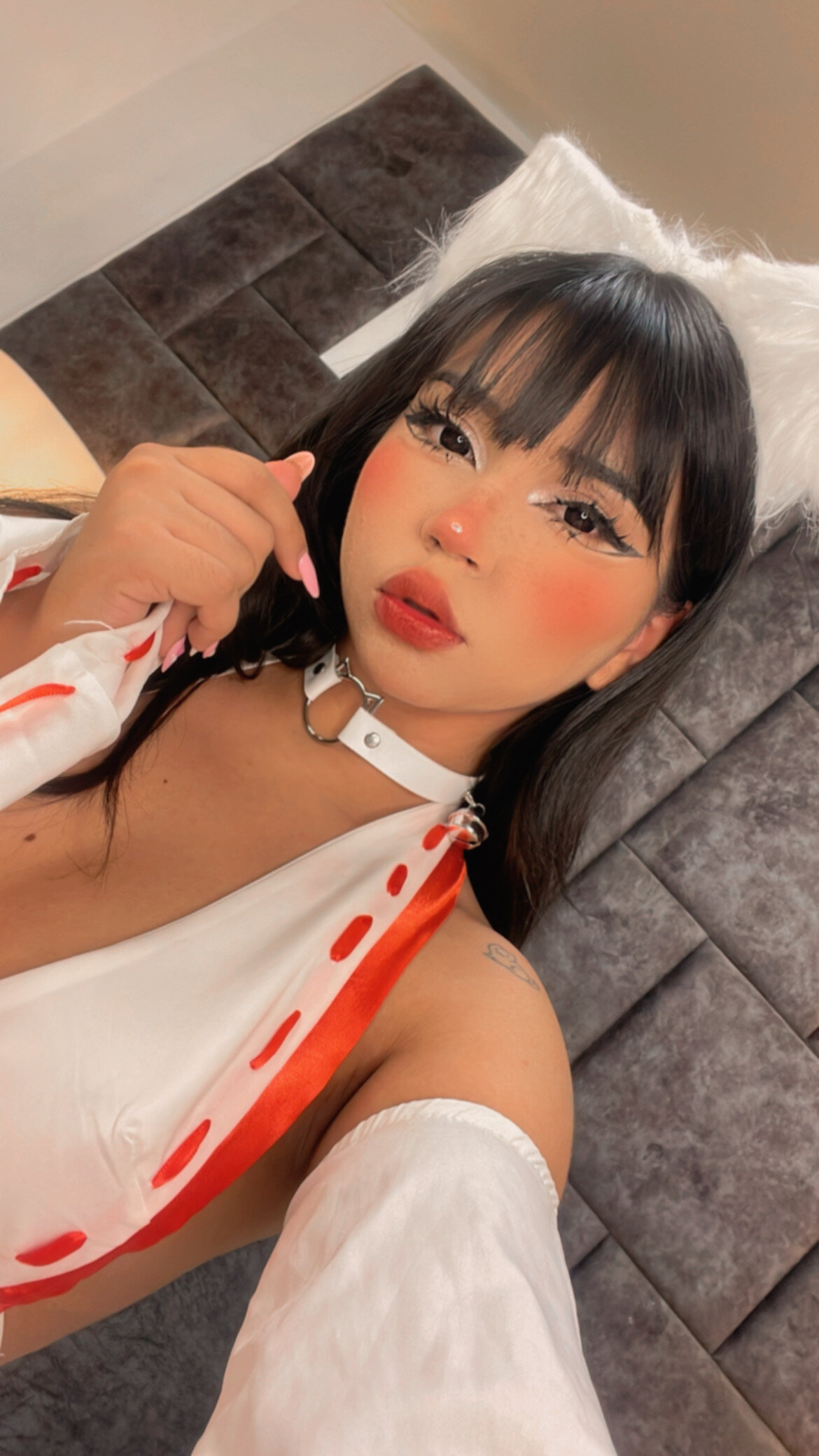 XXX Porn Photo of Nude Petit-Rosse 65